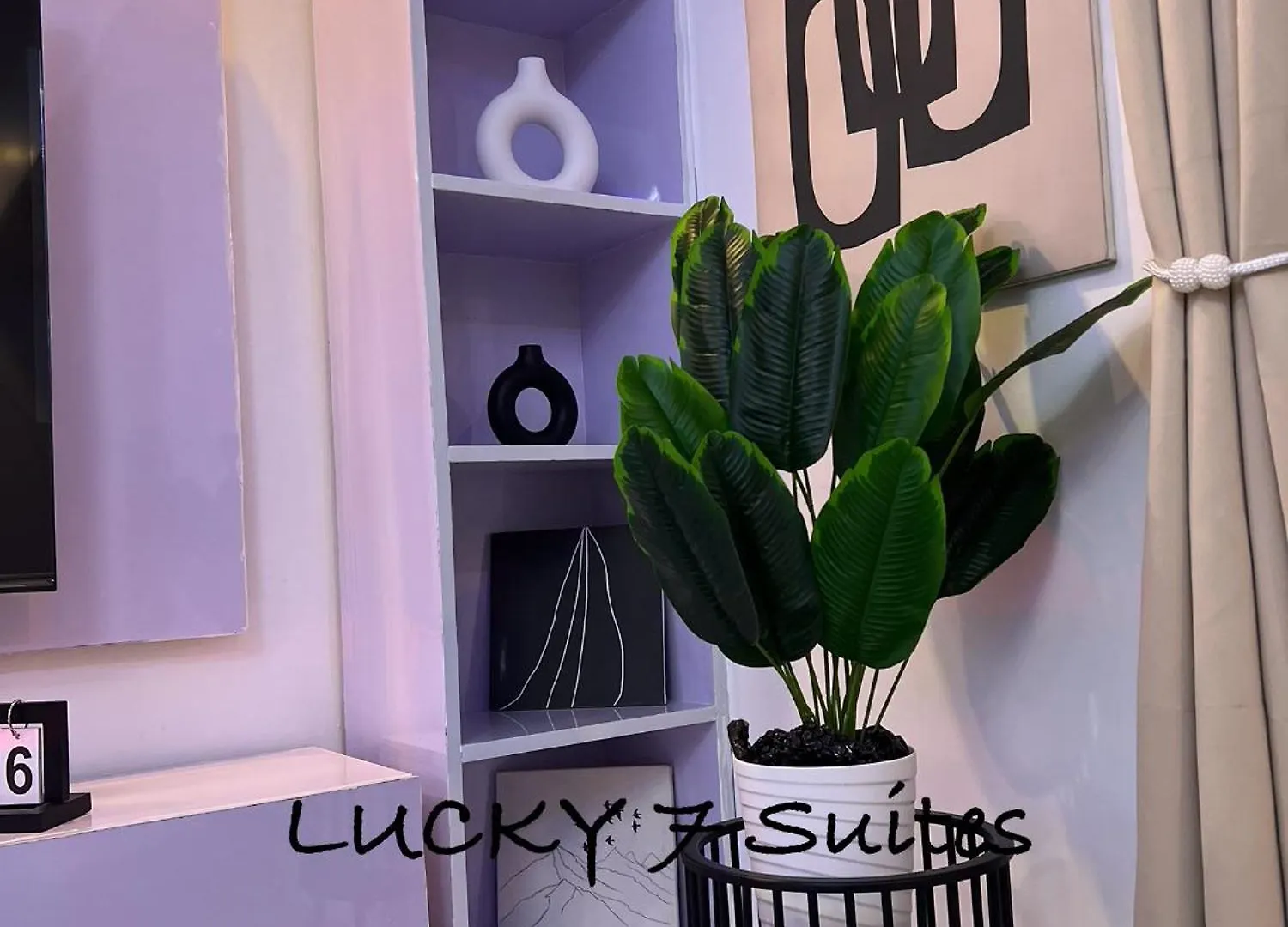 Apartment Lucky 7 Suites Manila