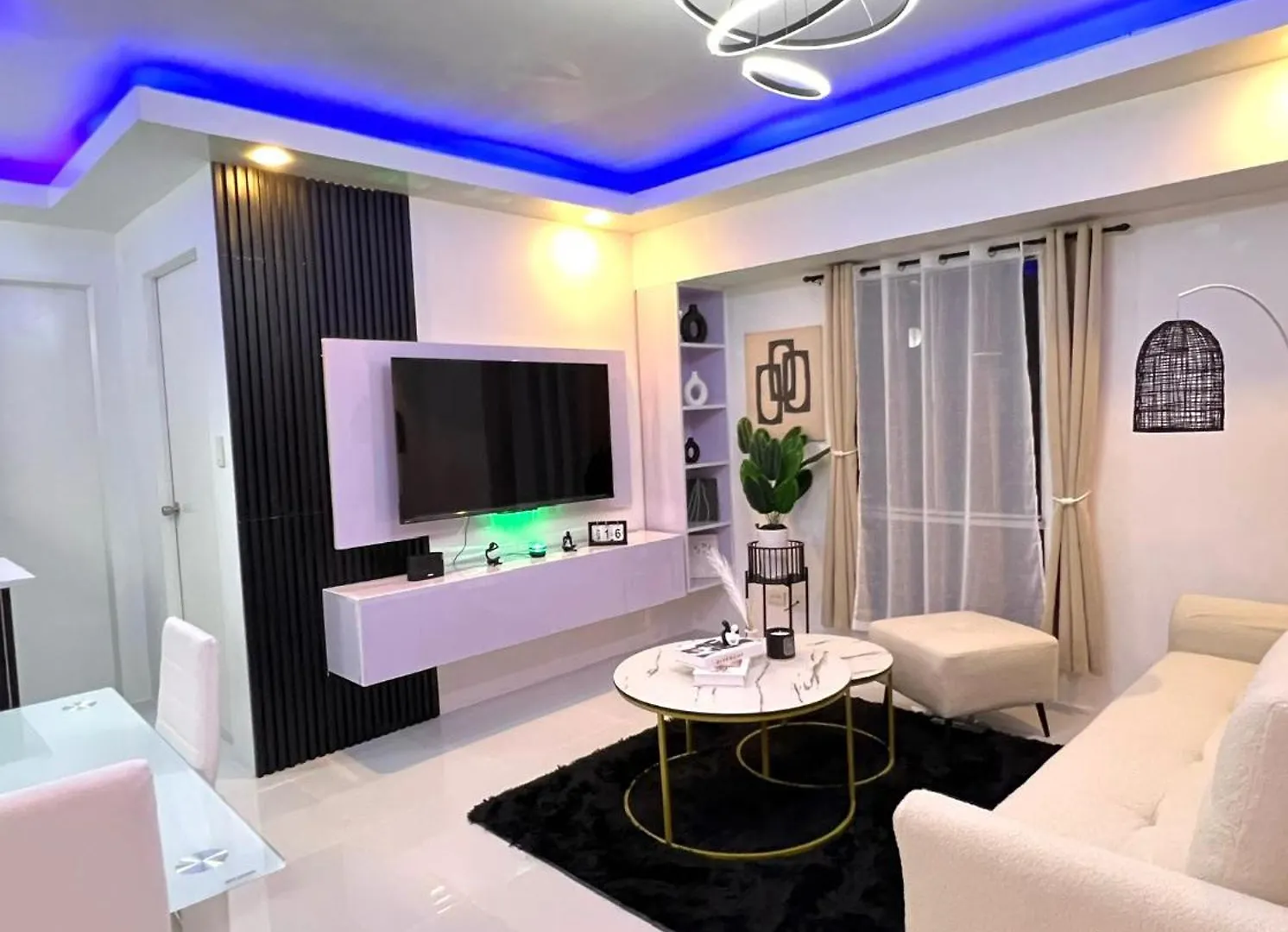 Lucky 7 Suites Manila